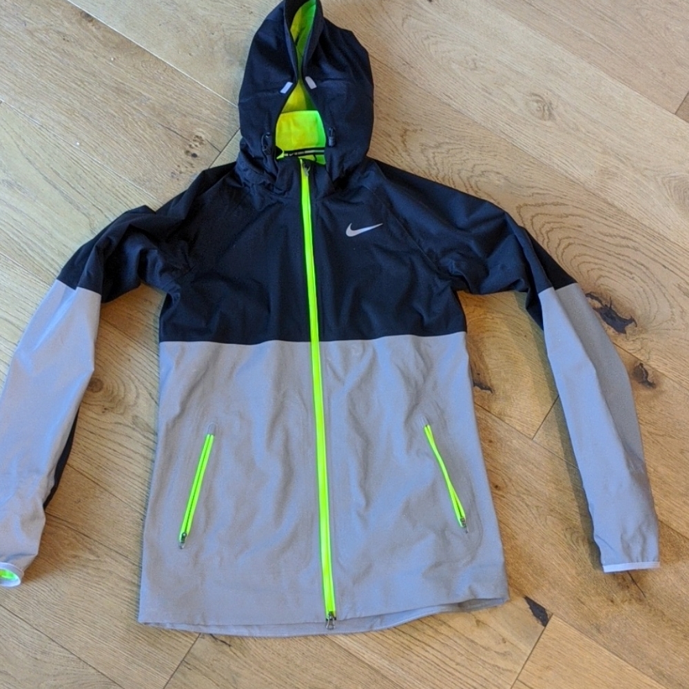 Nike Reflective Running Jacket Size Small - image 1